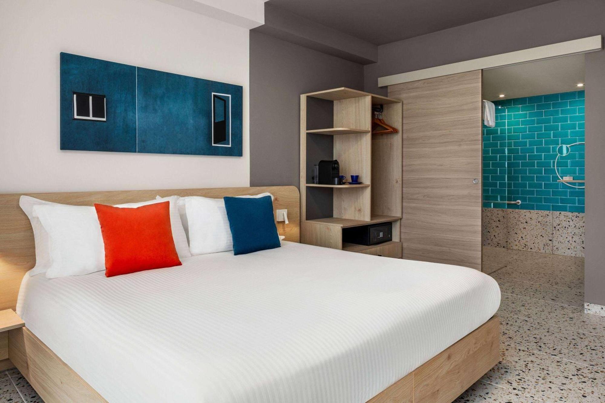 Quadro Hotel, Trademark Collection By Wyndham Saint Julian's Екстер'єр фото